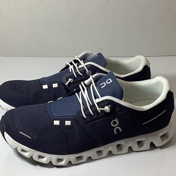 On Running  
Men's Cloud 5 Midnight/White - Picture 8 of 14